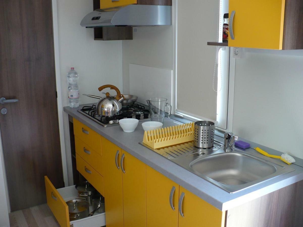 Victoria Mobilehome Jezera Village Holiday Resort Eksteriør billede